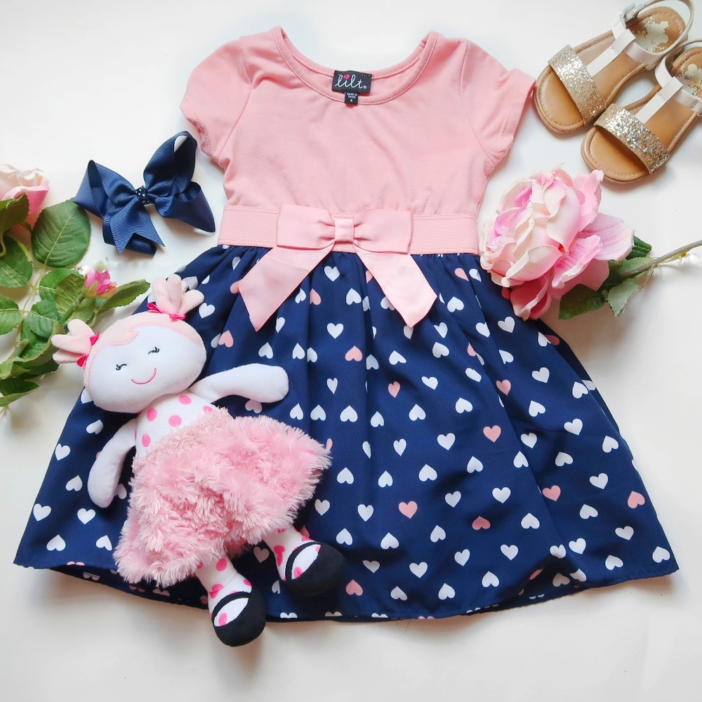 Cute pink and navy blue dress 🌹